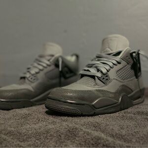 - Basically brand new , barely worn.